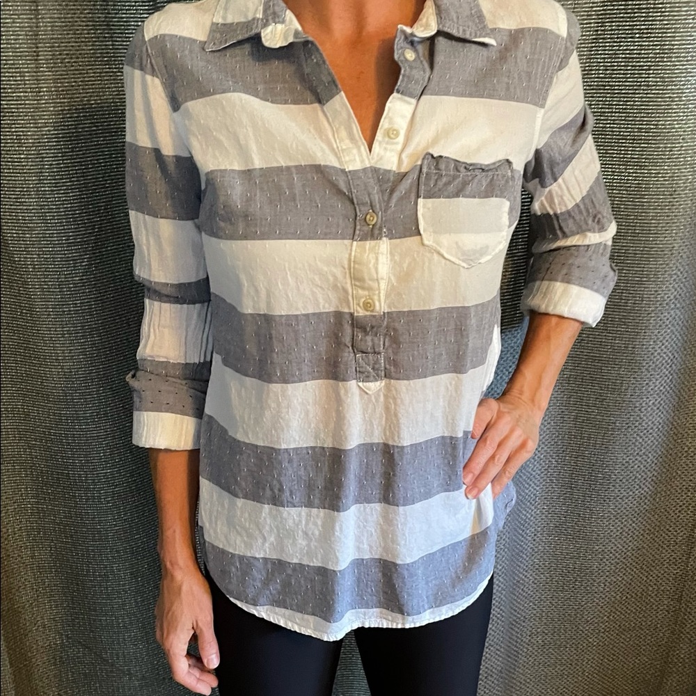 Merona long sleeved collard shirt